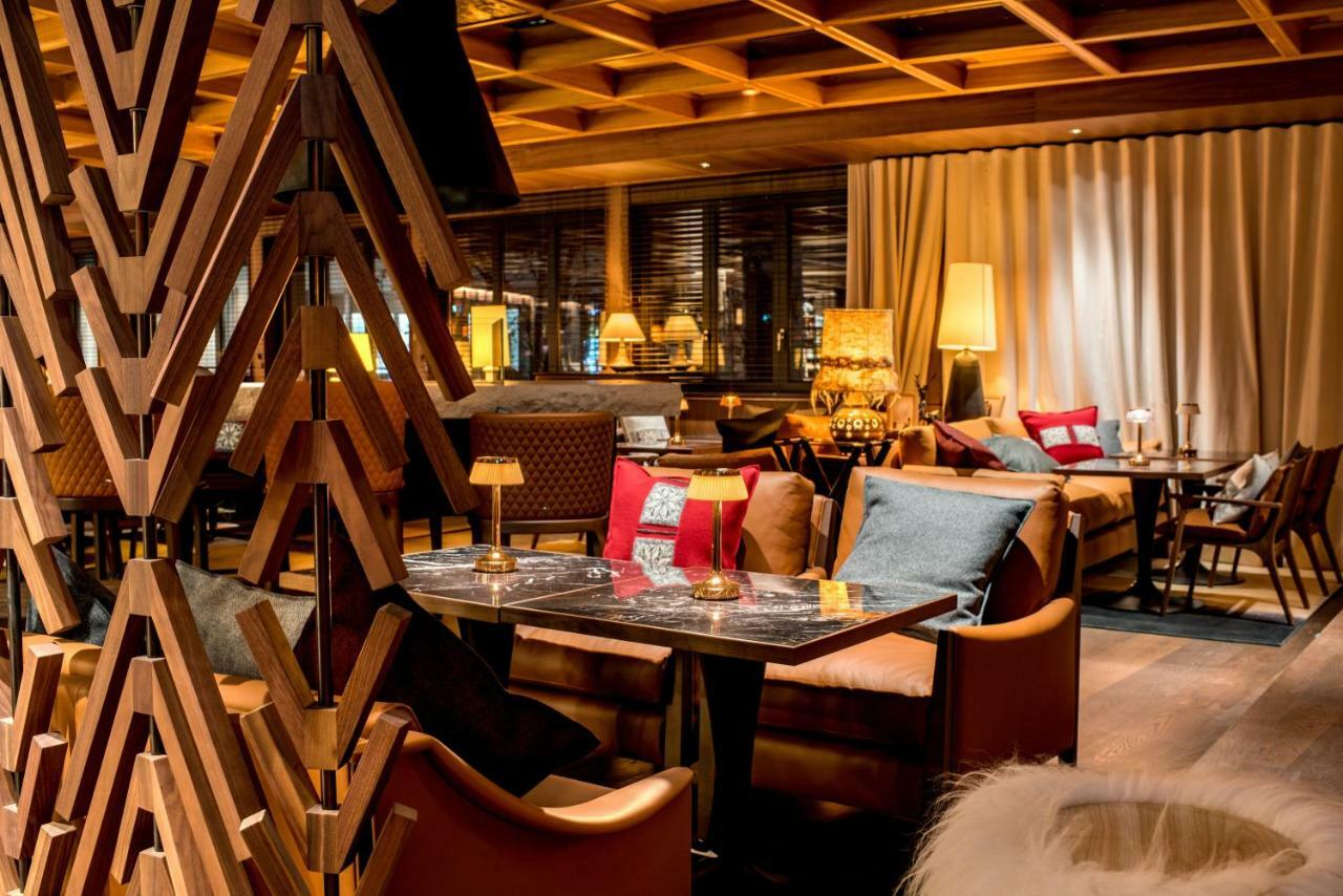 Schweizerhof Zermatt - A Small Luxury Hotel Exterior photo